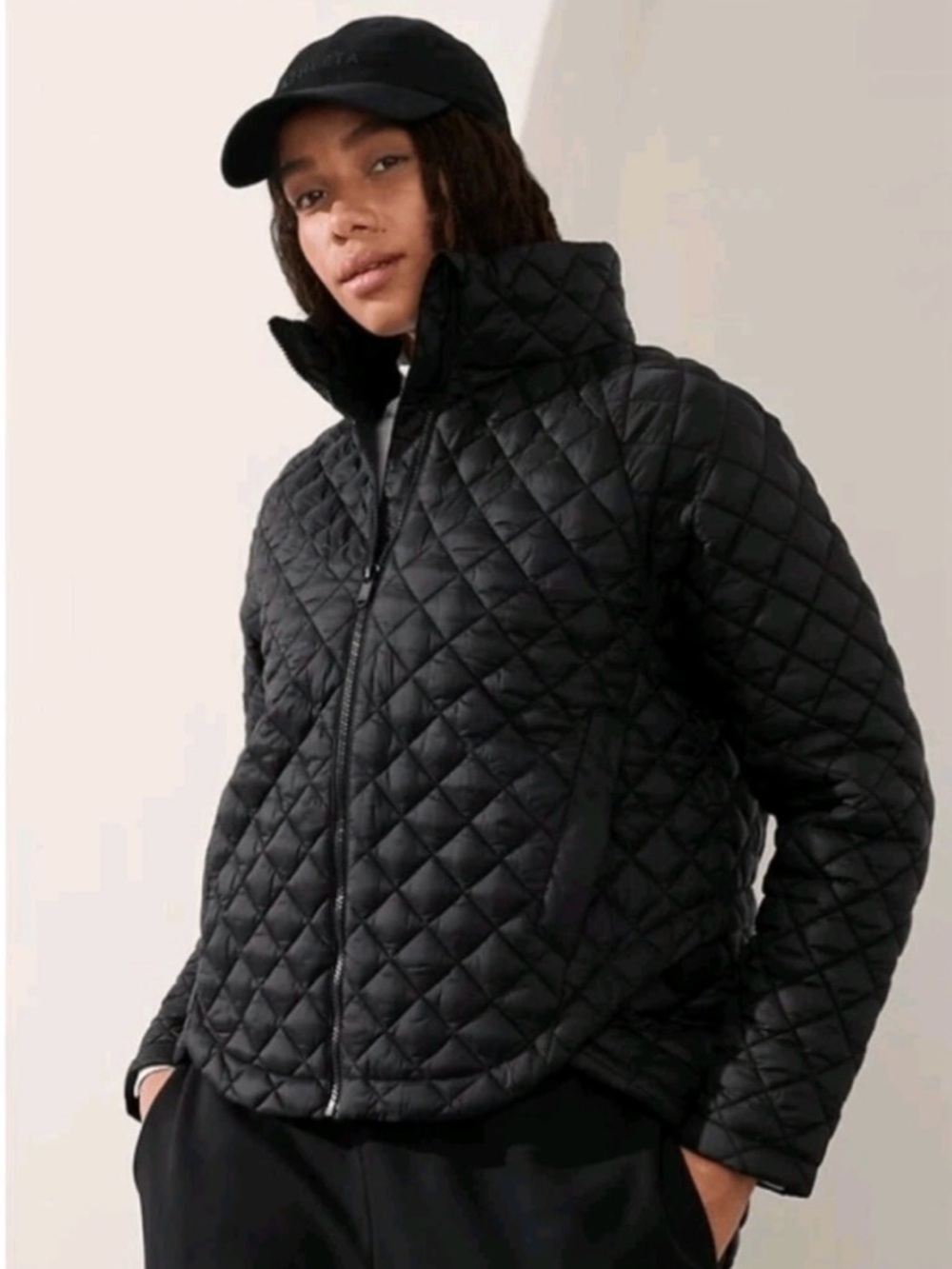 Athleta Whisper Featherless Puffer - M